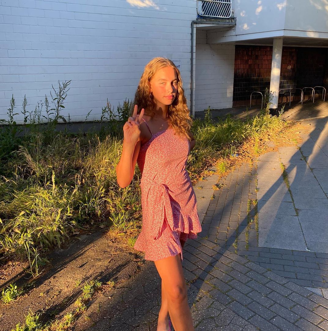 Uploaded photo by Louisepigen